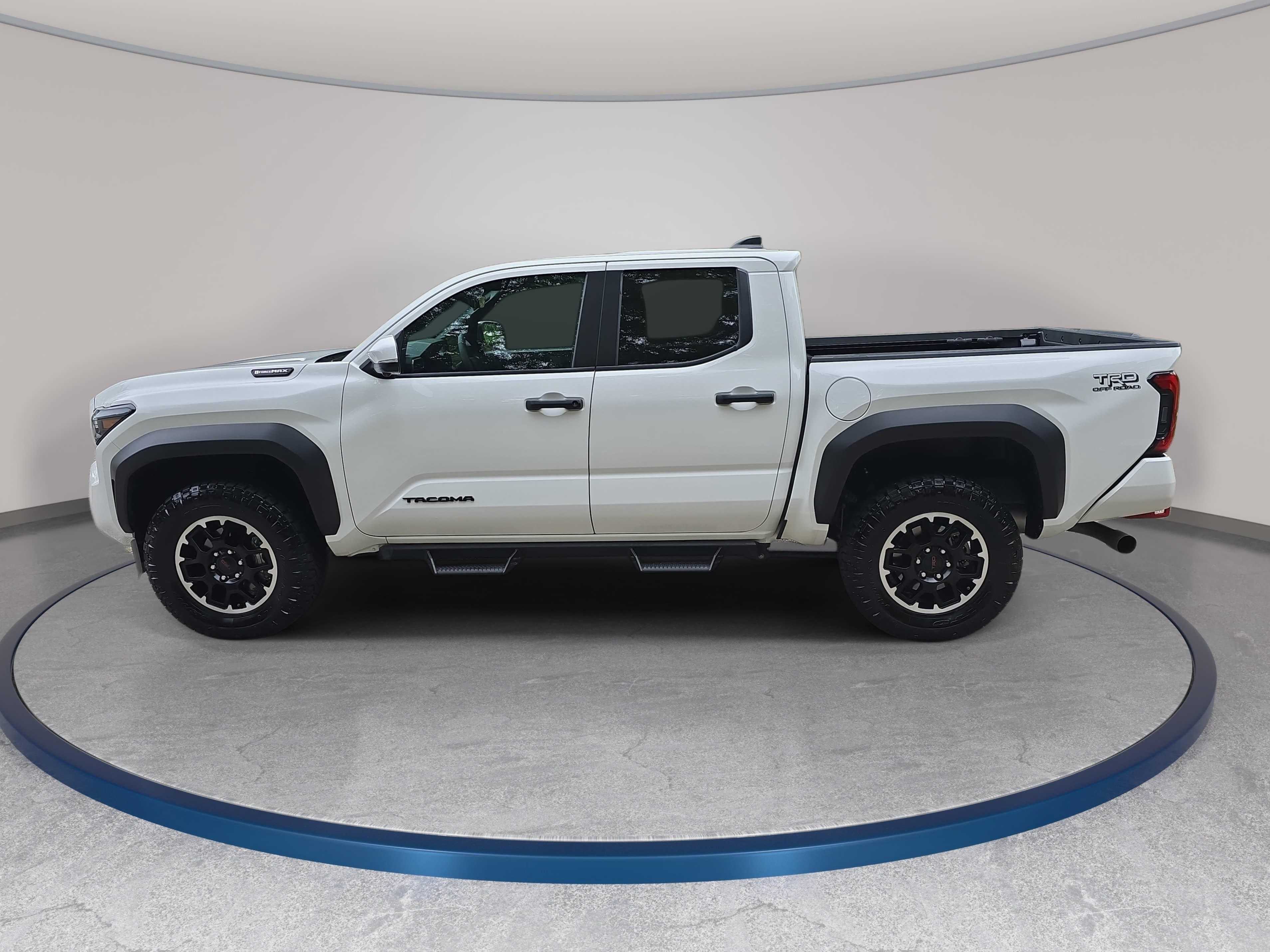 Certified 2025 Toyota Tacoma TRD Off-Road w/ TRD Off Road Premium Package AWD/4WD image 8