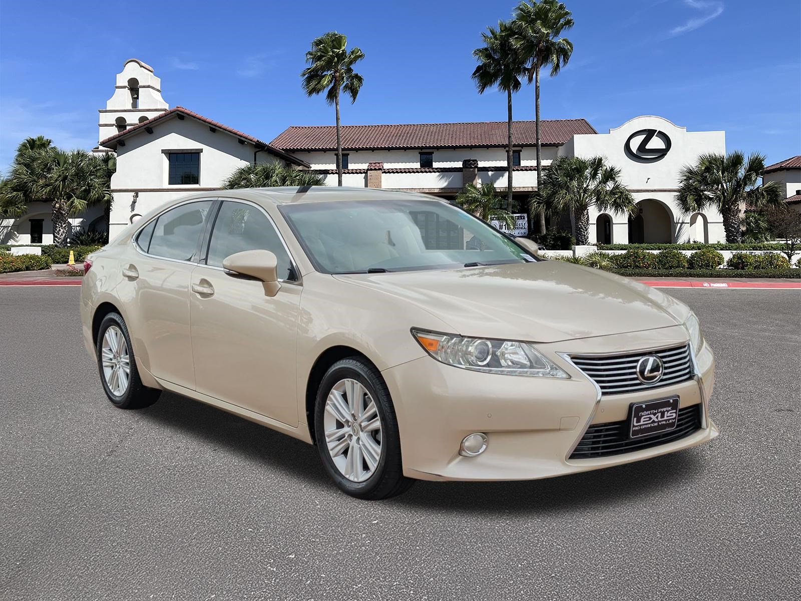 Used 2013 Lexus ES 350 w/ Premium Pkg FWD image 1