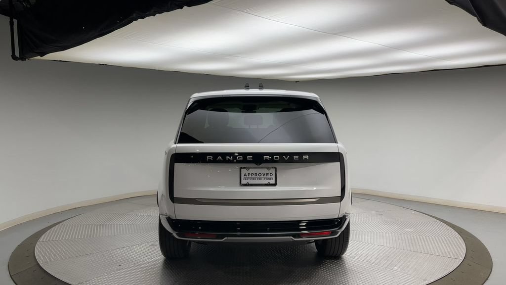 Certified 2025 Land Rover Range Rover SE AWD/4WD image 3