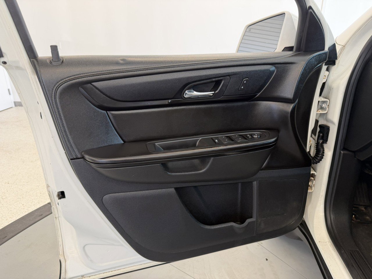 Used 2015 Chevrolet Traverse LT image 20
