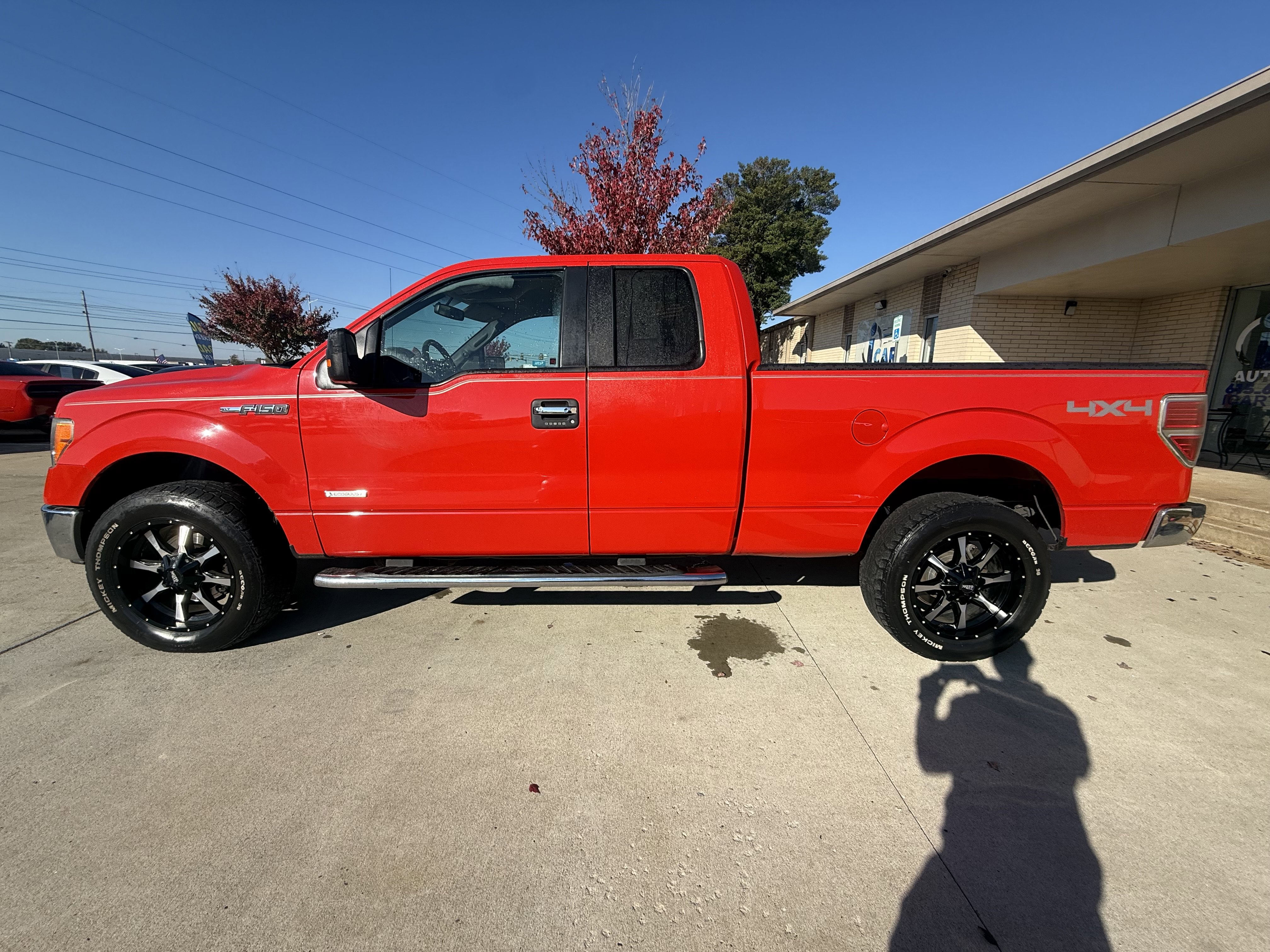 Used 2014 Ford F150 XLT w/ Equipment Group 302A Luxury image 4
