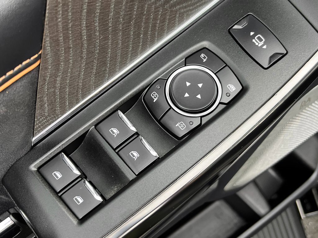 Used 2024 Ford F450 Platinum image 31