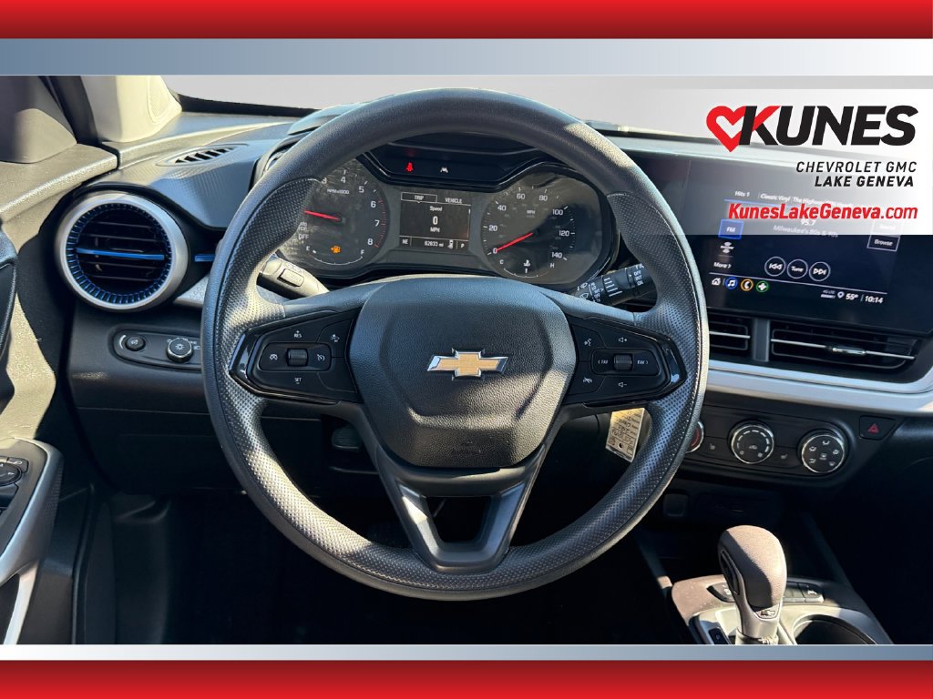 Used 2024 Chevrolet Trax LS w/ LS Convenience Package FWD image 13