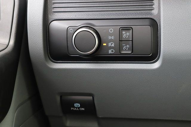 Used 2024 Ford F550 XL 2D Standard Cab image 32