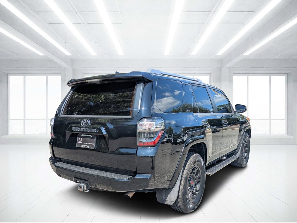 Used 2017 Toyota 4Runner SR5 Premium RWD image 3