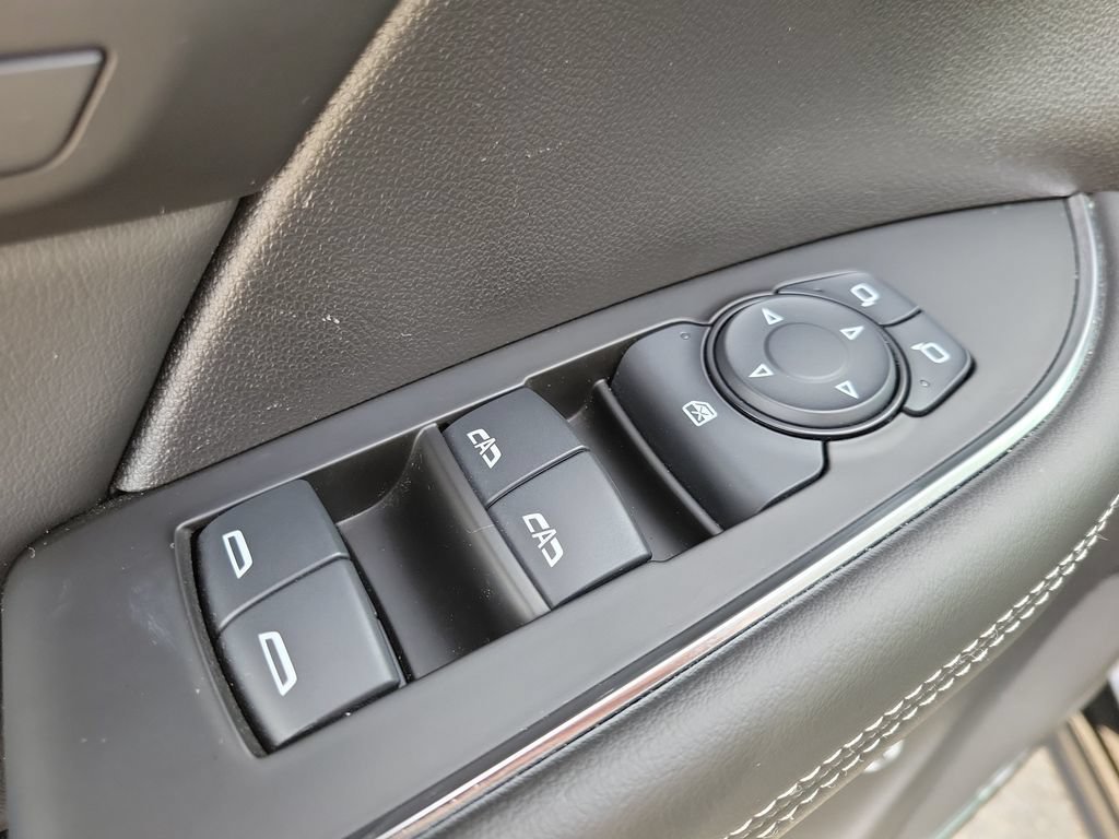 Used 2023 Buick Envision Avenir AWD/4WD image 19