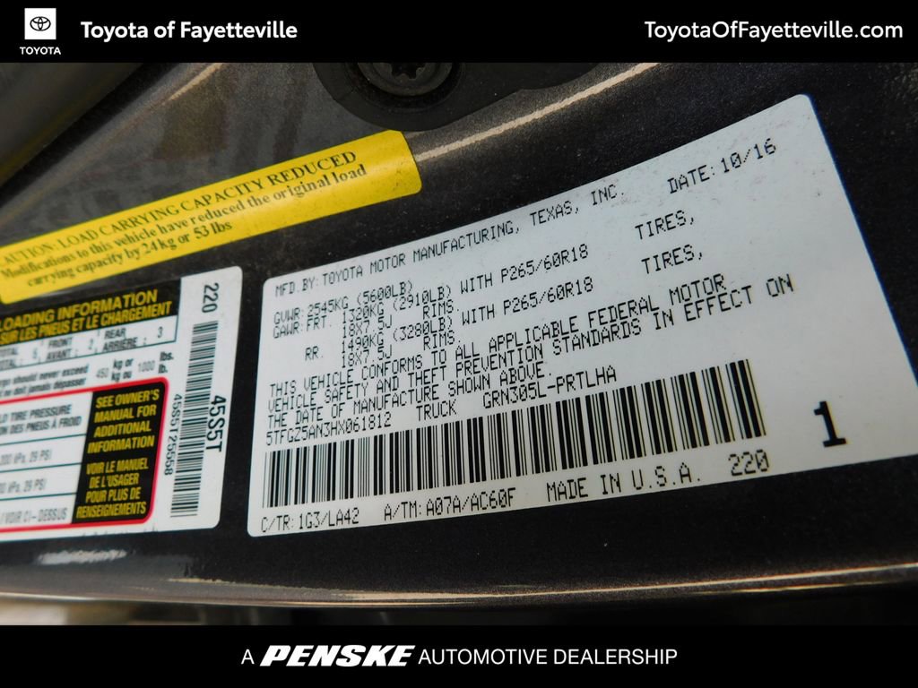 Used 2017 Toyota Tacoma Limited w/ Tow Package AWD/4WD image 9