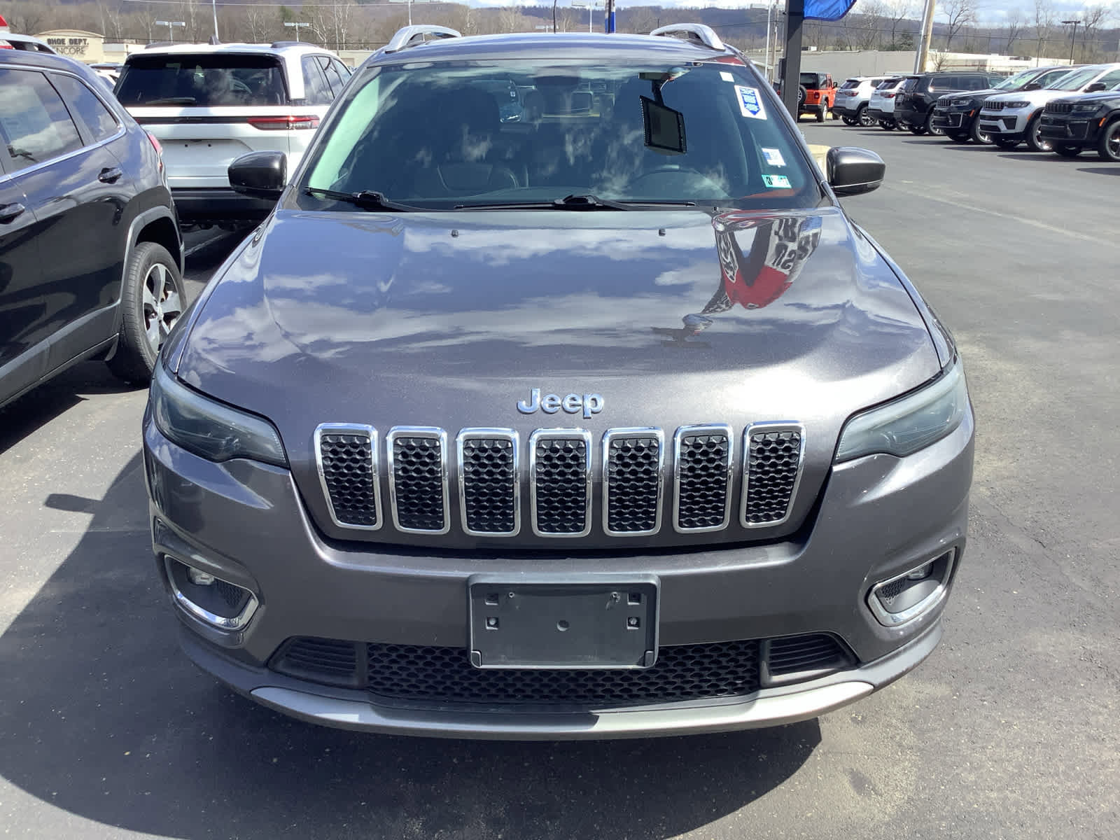 Used 2019 Jeep Cherokee Limited image 5
