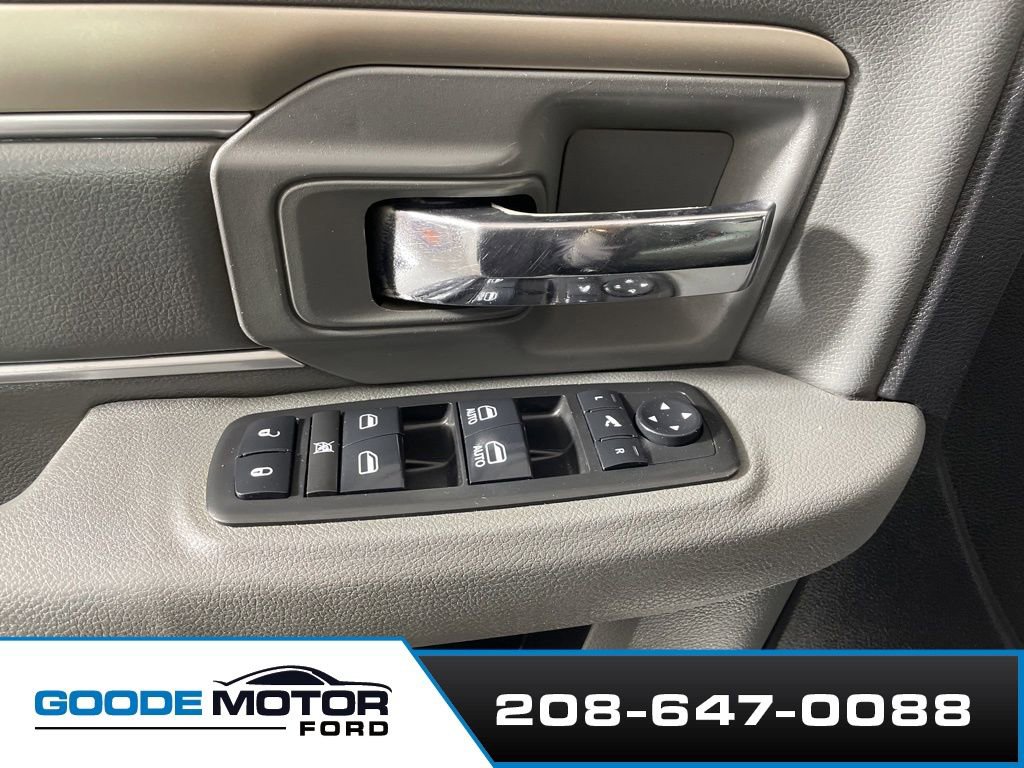 Used 2015 RAM 2500 SLT image 9