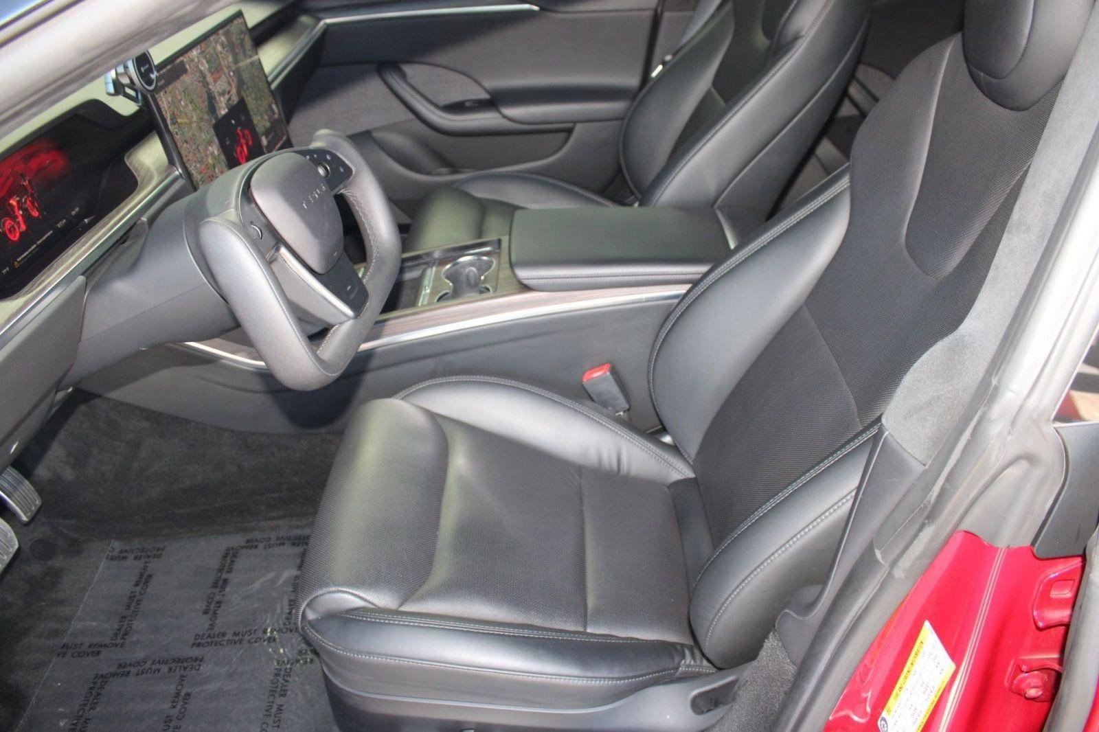 Used 2022 Tesla Model S AWD image 4