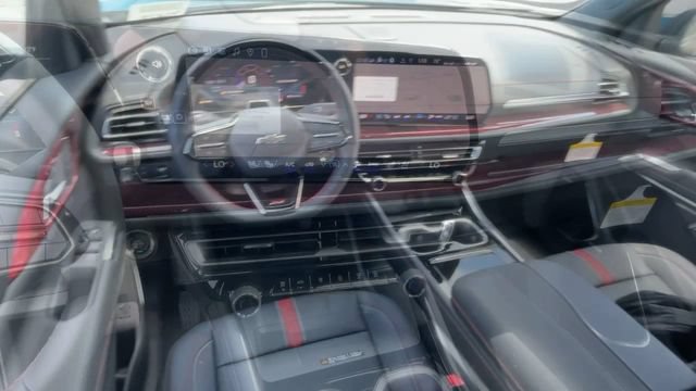New 2026 Chevrolet Traverse RS w/ LPO, Floor Liner Package FWD image 15