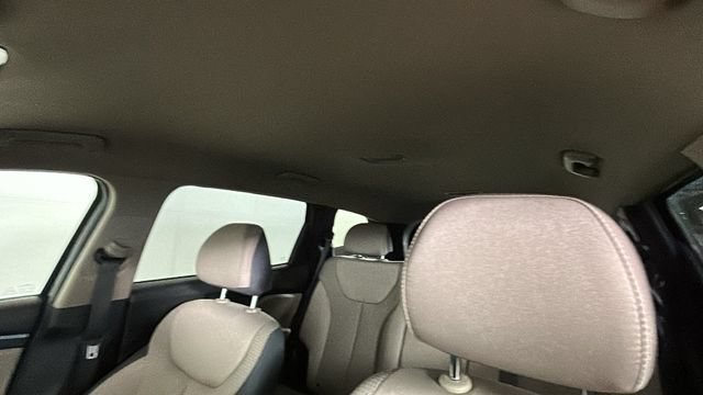 Certified 2023 Hyundai Santa Fe SEL AWD/4WD image 12