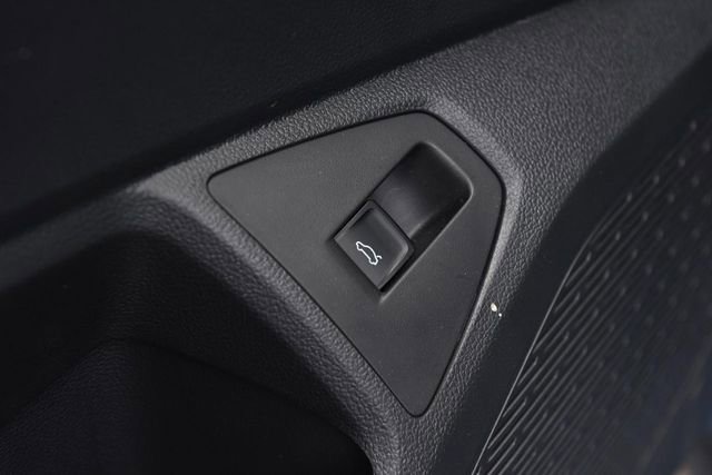 New 2026 Volkswagen Jetta GLI Autobahn FWD image 9