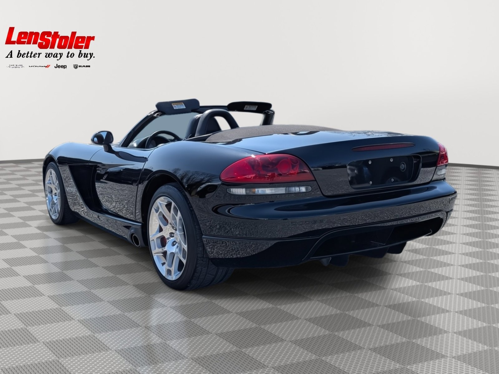 Used 2006 Dodge Viper SRT-10 image 3
