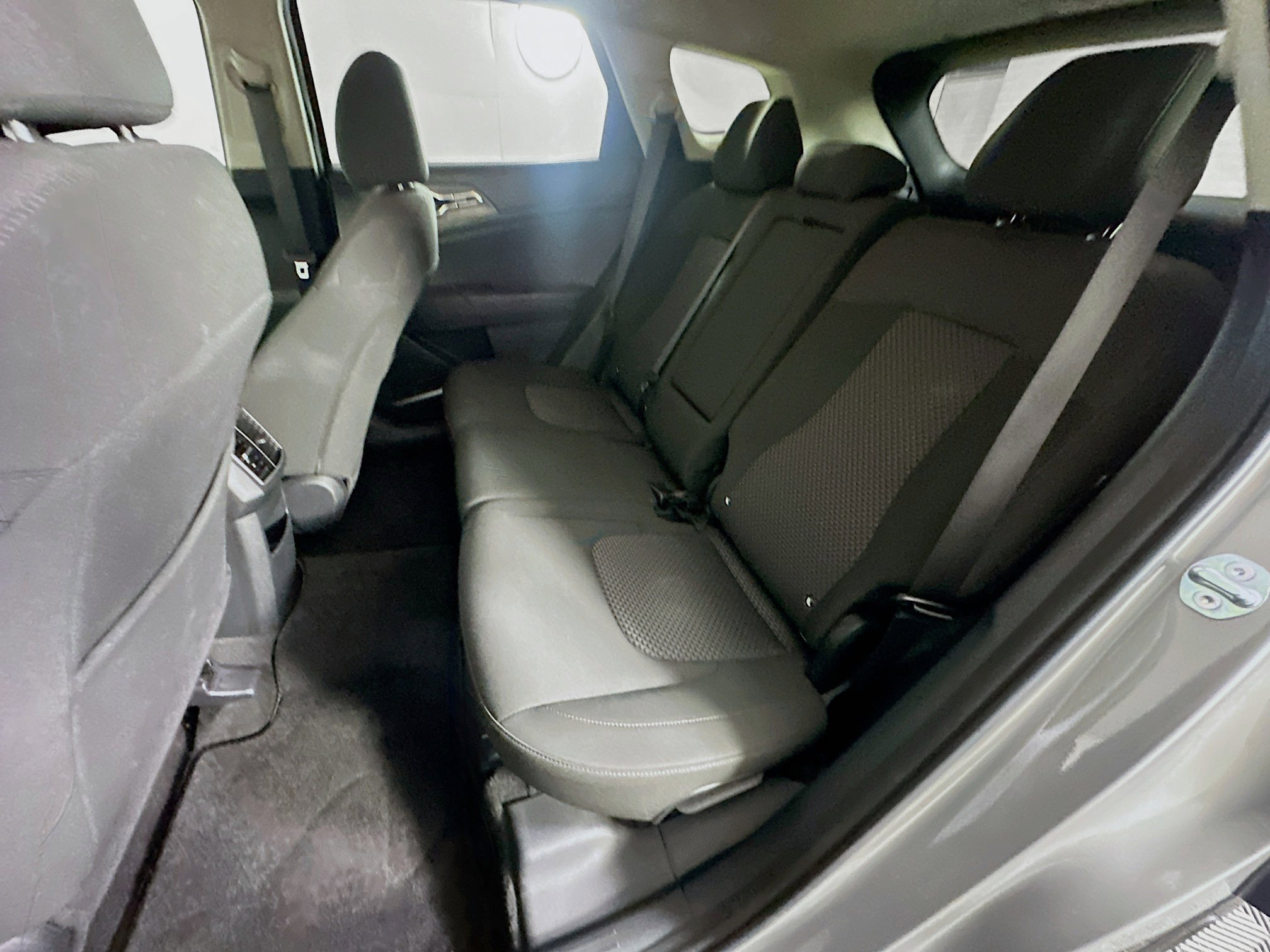 Used 2025 Kia Sportage LX image 26