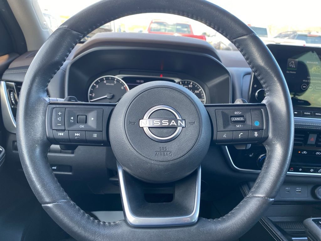 Used 2023 Nissan Rogue SL w/ SL Premium Package image 31