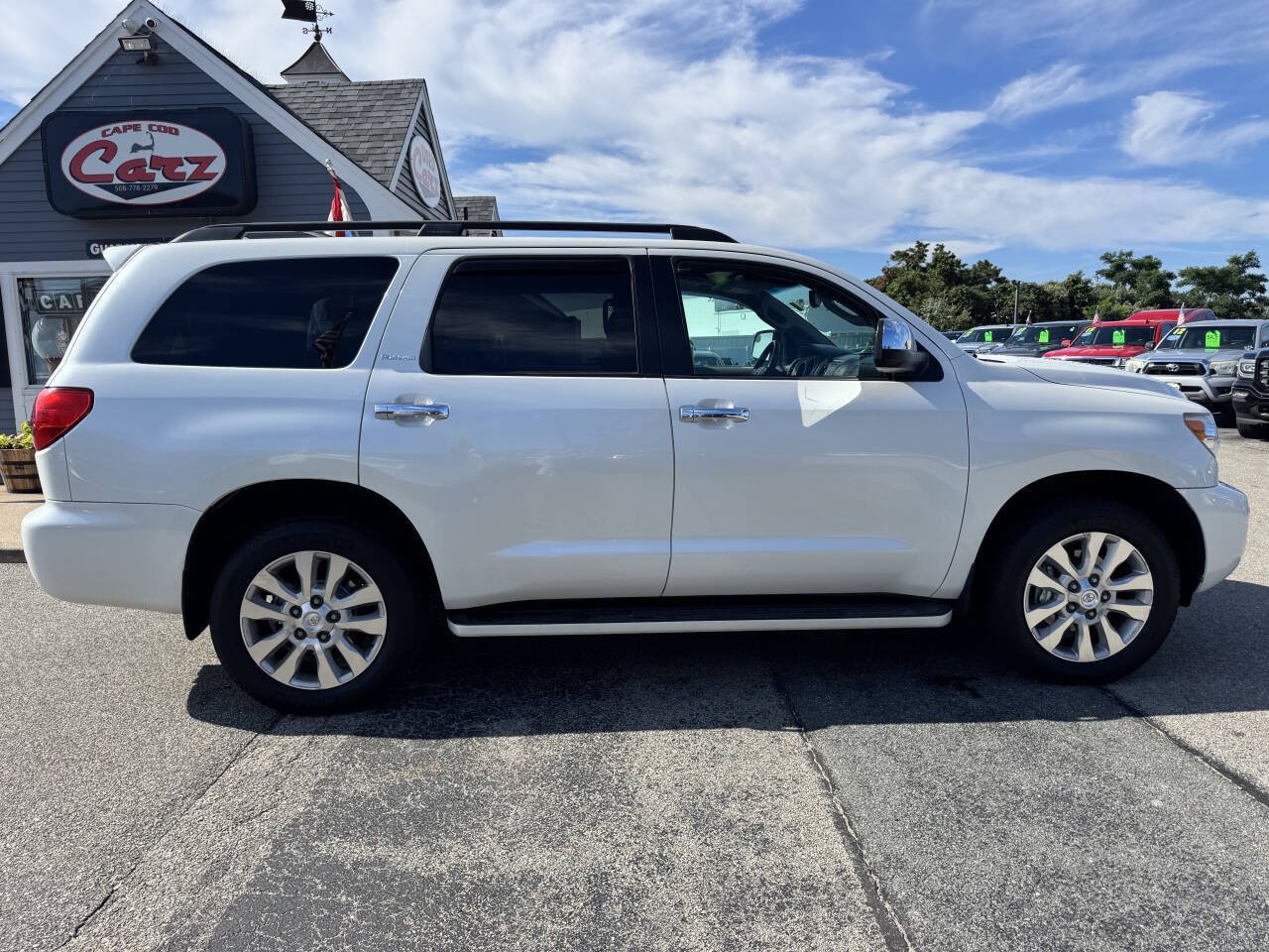 Used 2014 Toyota Sequoia Platinum AWD/4WD image 13