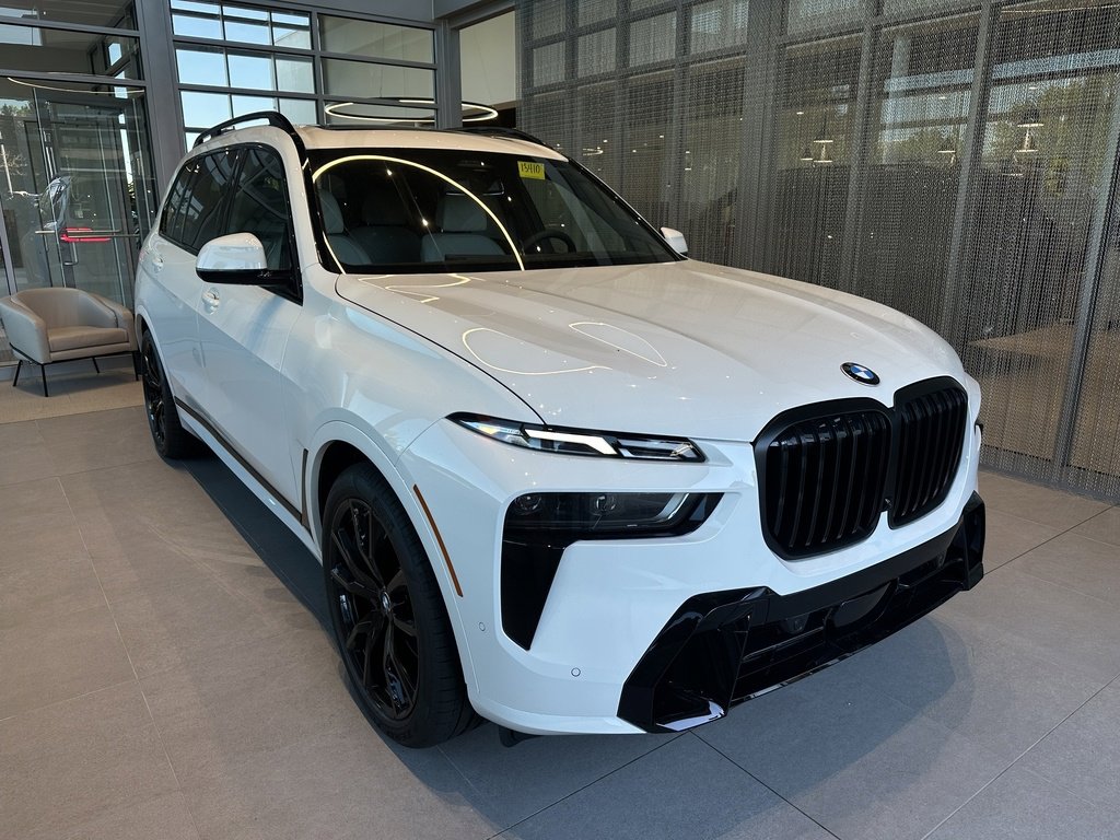New 2026 BMW X7 xDrive40i w/ M Sport Package image 1