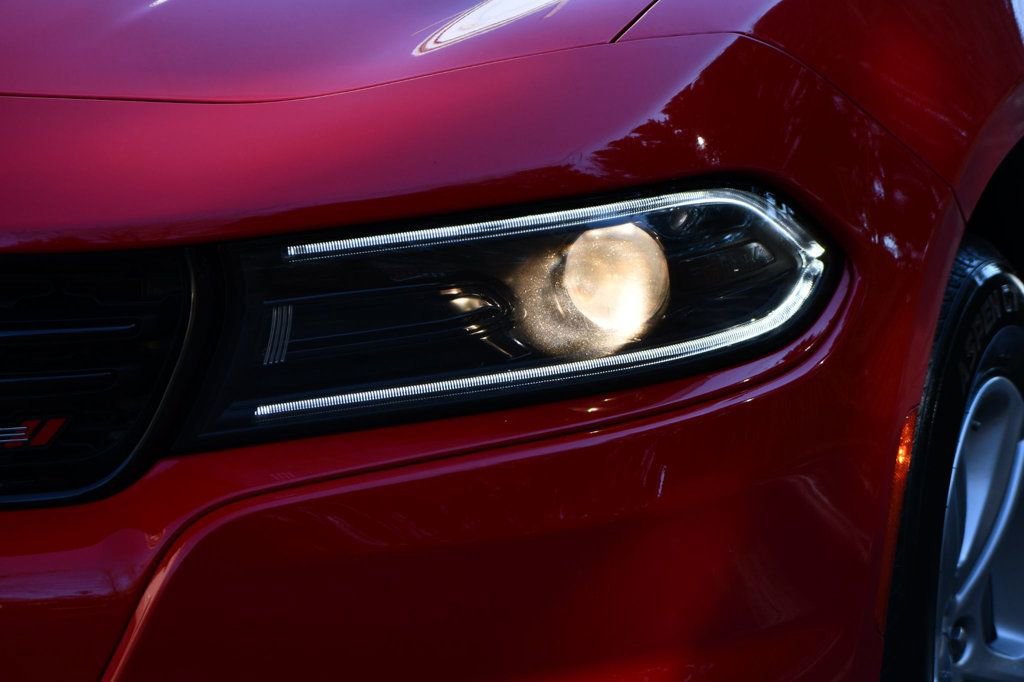 Used 2022 Dodge Charger SXT image 13