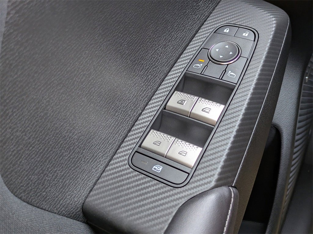 New 2025 Mitsubishi Outlander ES image 23