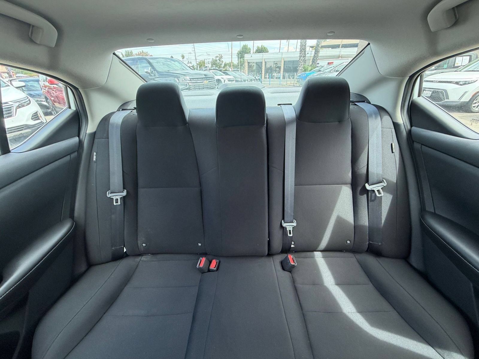 Used 2025 Nissan Sentra S FWD image 35