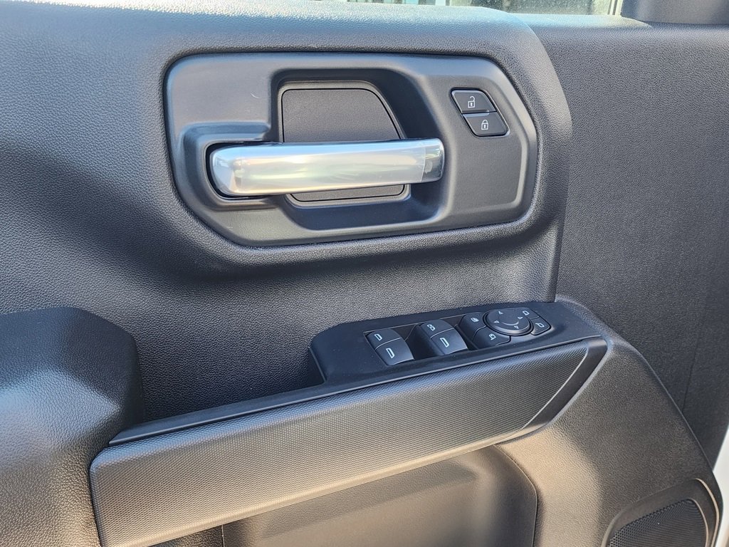 New 2026 GMC Sierra 2500 Pro w/ Convenience Package image 16