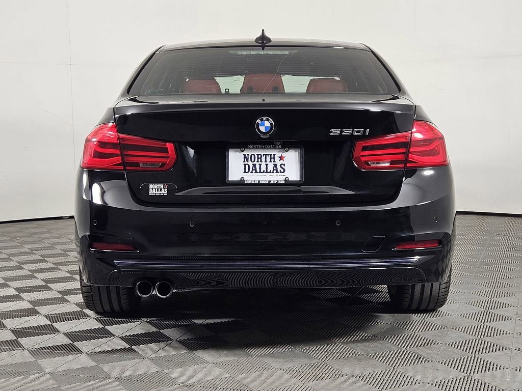 Used 2018 BMW 330i Sedan RWD image 4