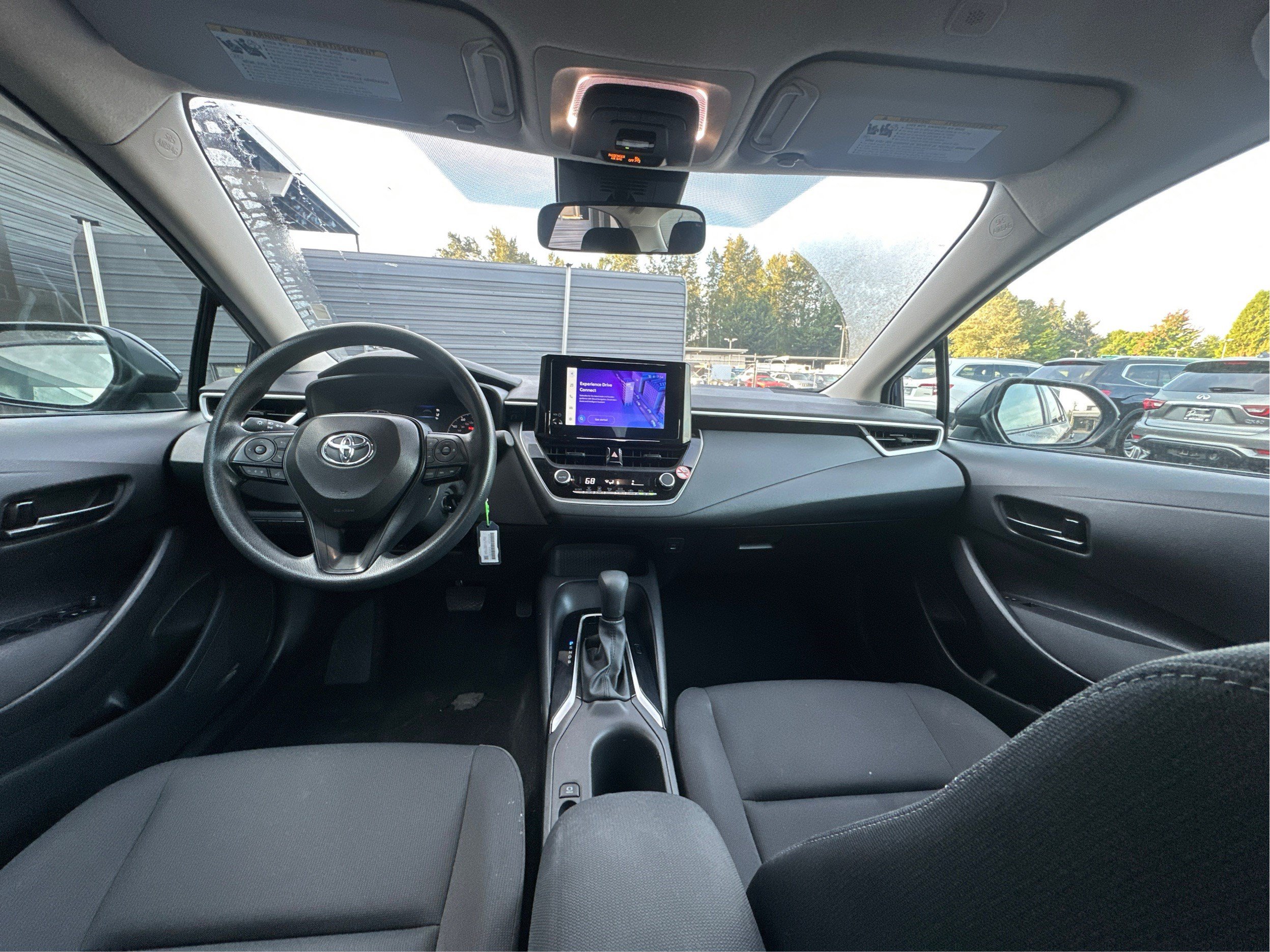 Used 2025 Toyota Corolla LE FWD image 25