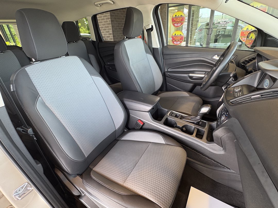 Used 2018 Ford Escape SE w/ SE Sync 3 Package FWD image 27
