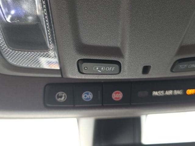 Used 2022 Chevrolet Silverado 1500 RST image 23