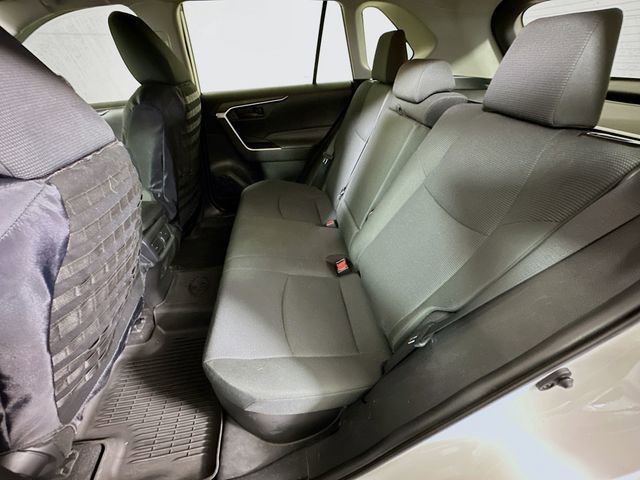Certified 2021 Toyota RAV4 LE image 21