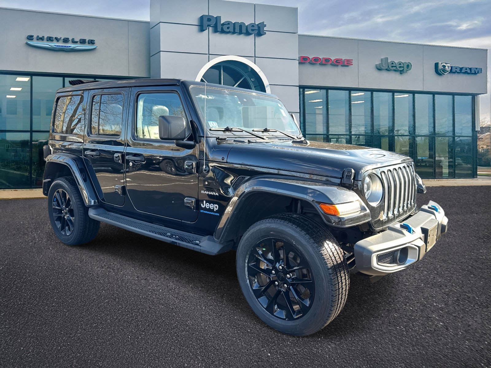 Used 2023 Jeep Wrangler Unlimited Sahara w/ Cold Weather Group