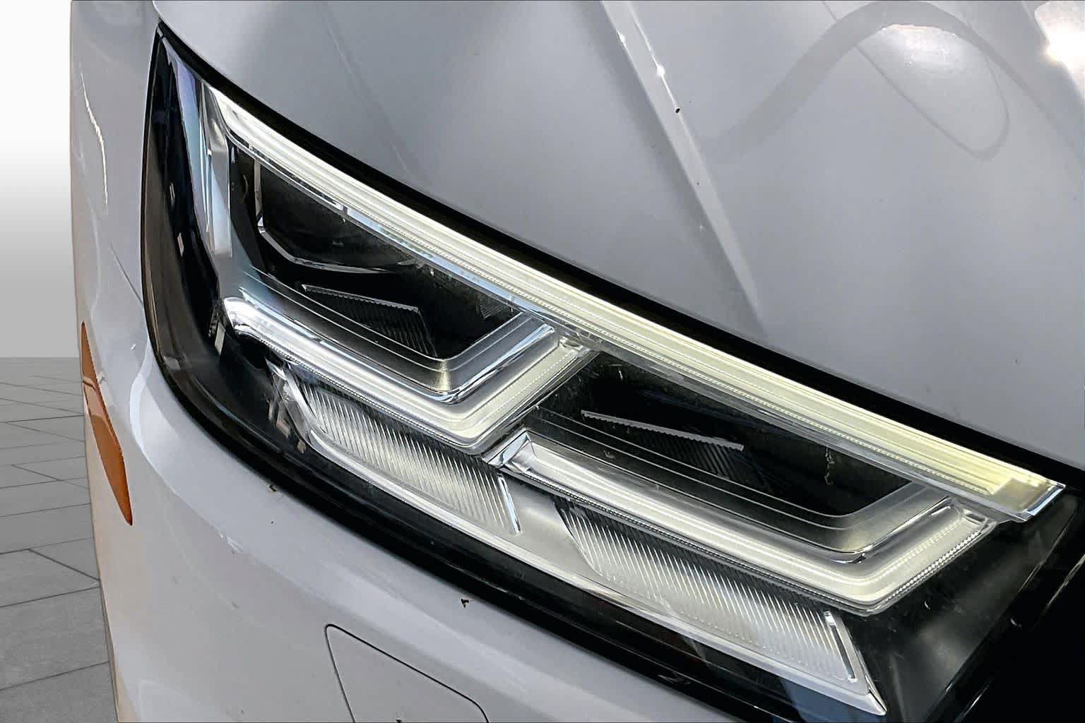Used 2019 Audi Q5 Prestige w/ Prestige Package AWD/4WD image 28