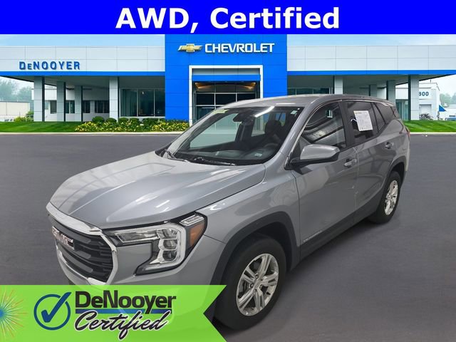 Used 2024 GMC Terrain SLE