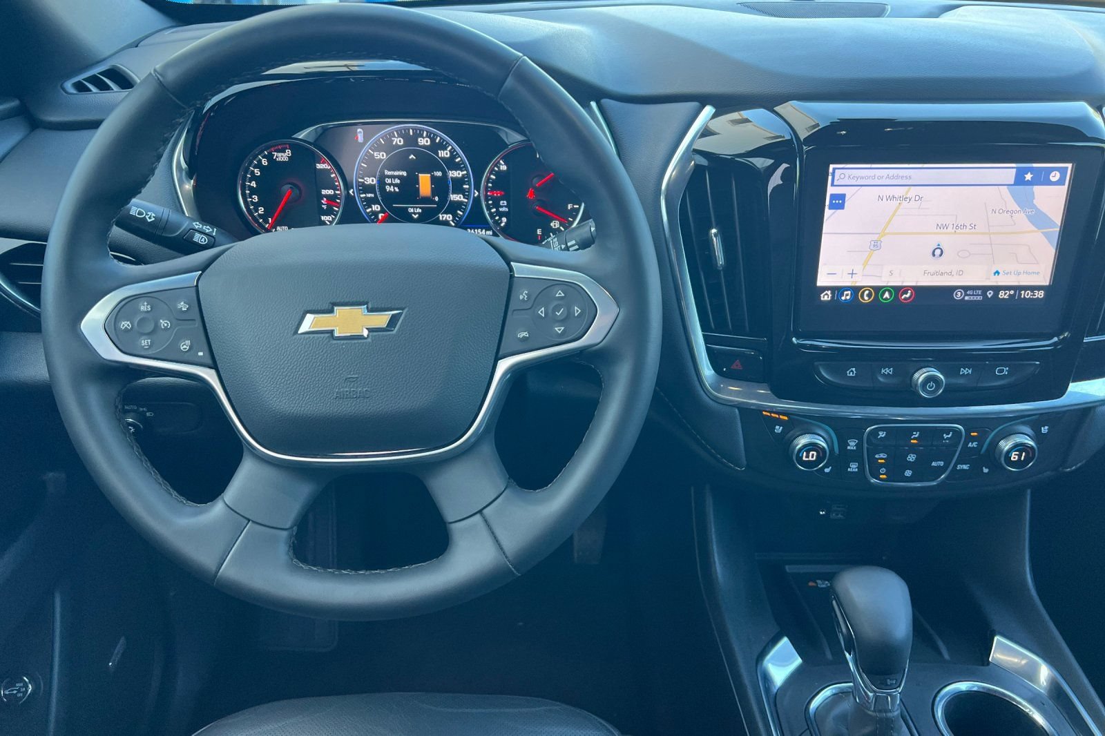 Used 2023 Chevrolet Traverse Premier AWD/4WD image 11