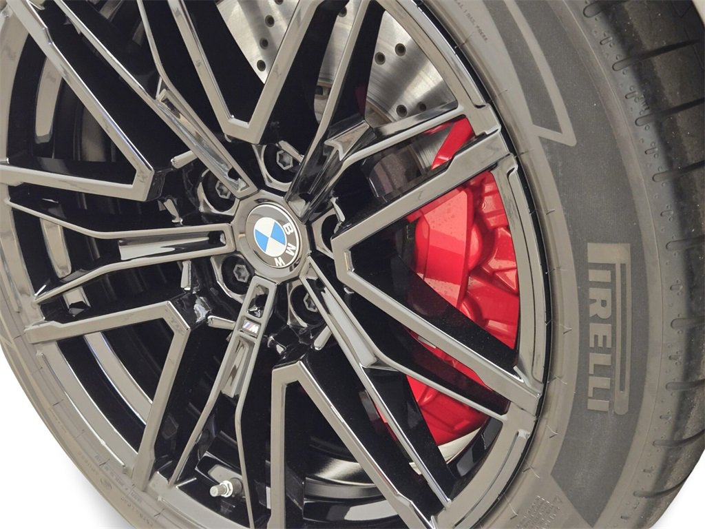 Used 2025 BMW M5 Touring image 15