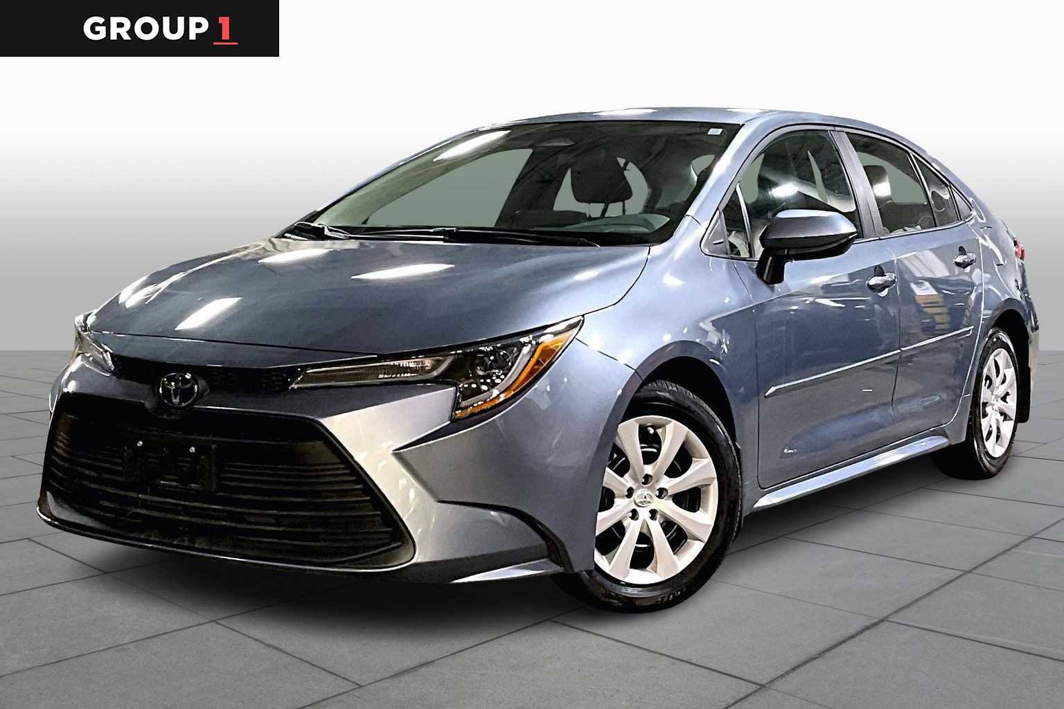 Certified 2025 Toyota Corolla LE image 1