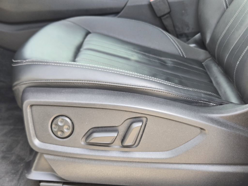 Certified 2023 Audi Q5 2.0T Premium w/ Convenience Package image 32