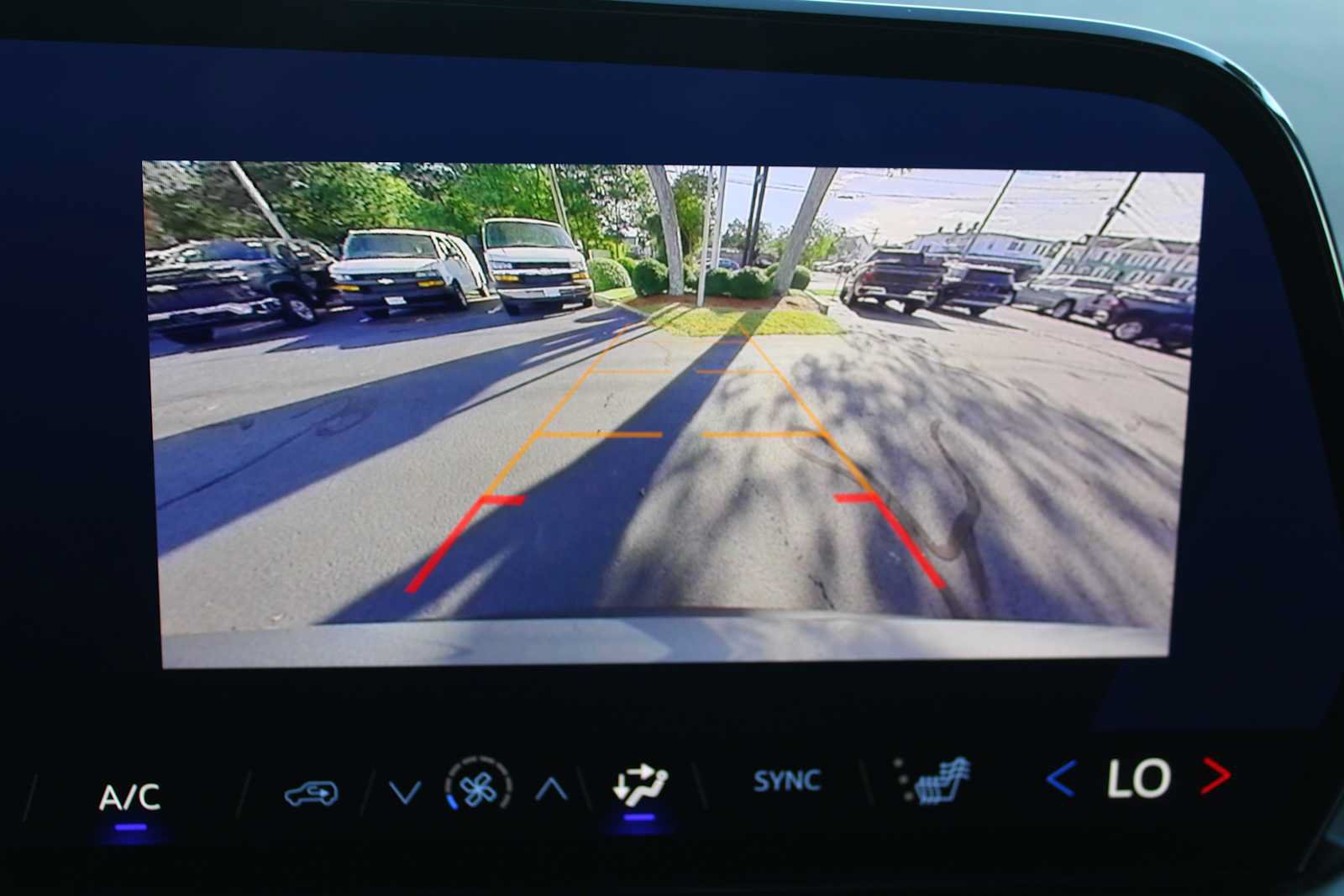 Certified 2025 Chevrolet Traverse LT FWD image 20