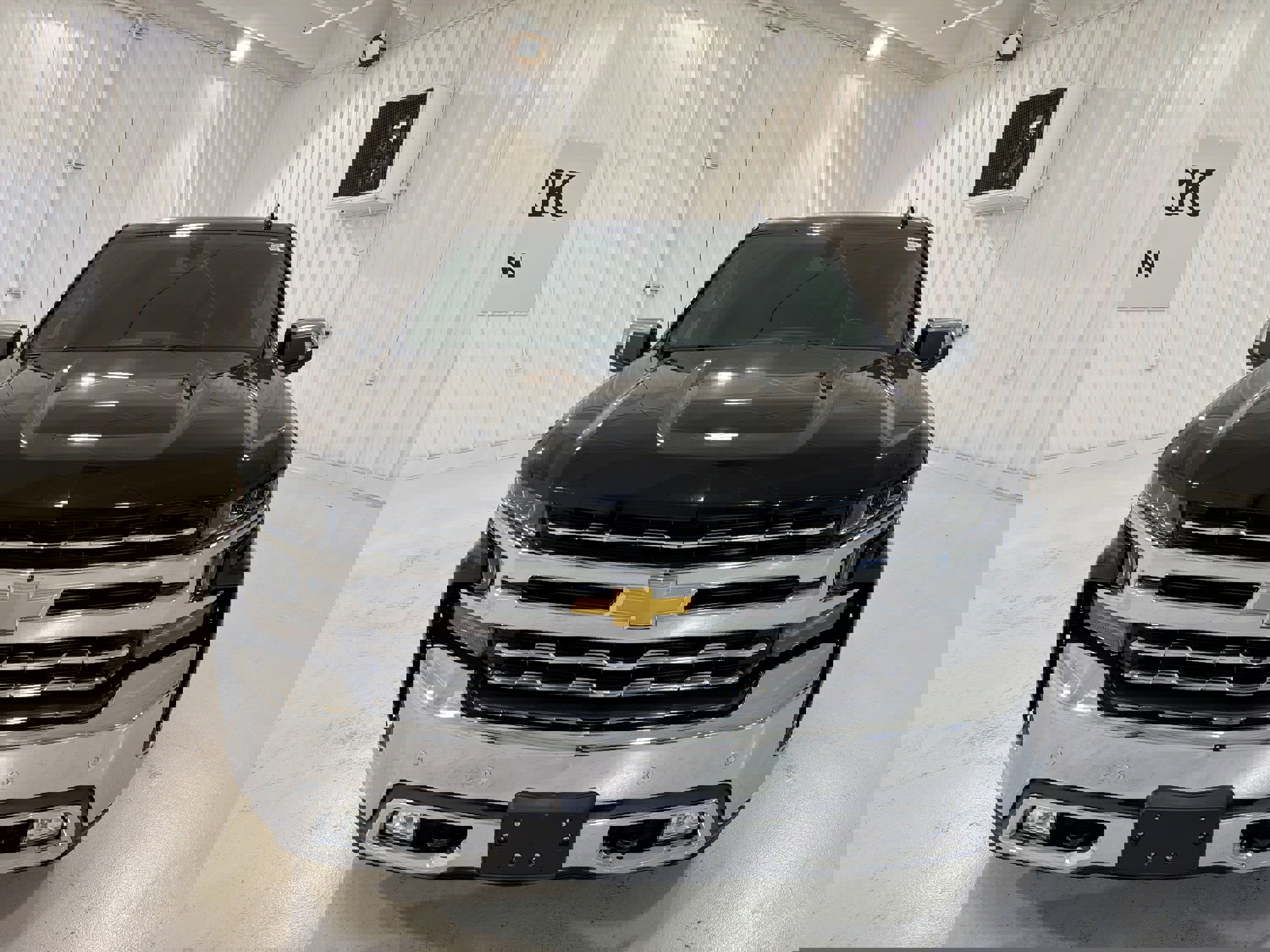 Used 2021 Chevrolet Silverado 1500 LTZ w/ Z71 Off-Road Package image 30