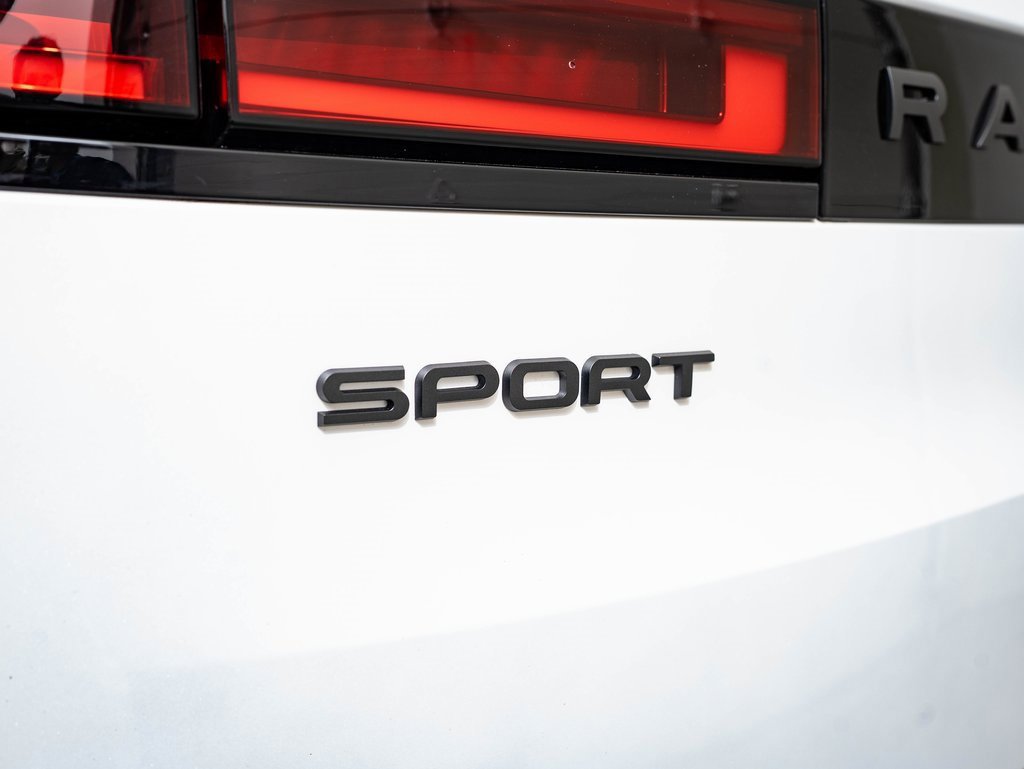 New 2025 Land Rover Range Rover Sport Dynamic SE image 19