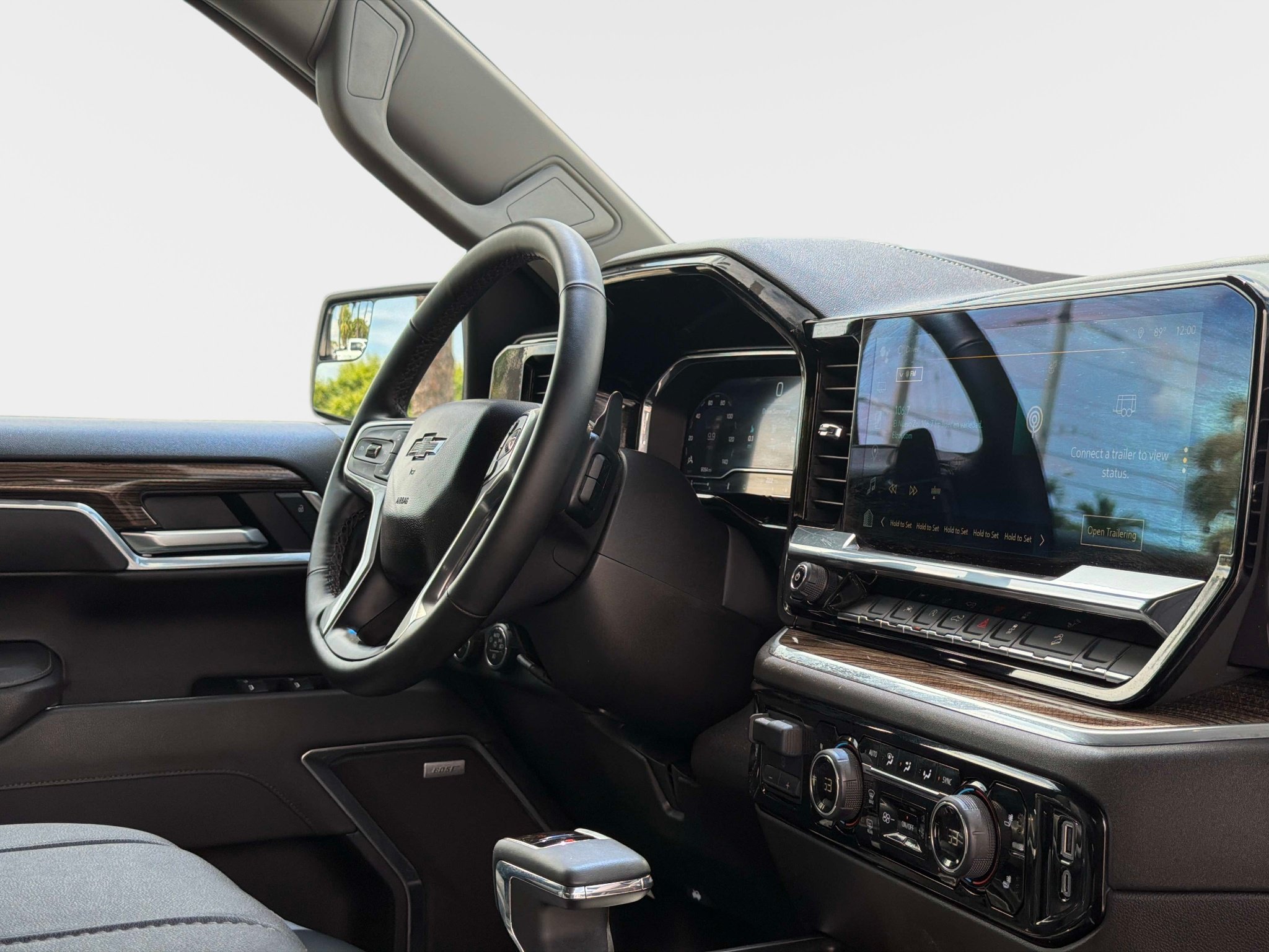 Used 2025 Chevrolet Silverado 1500 RST w/ True North Edition Plus AWD/4WD image 19