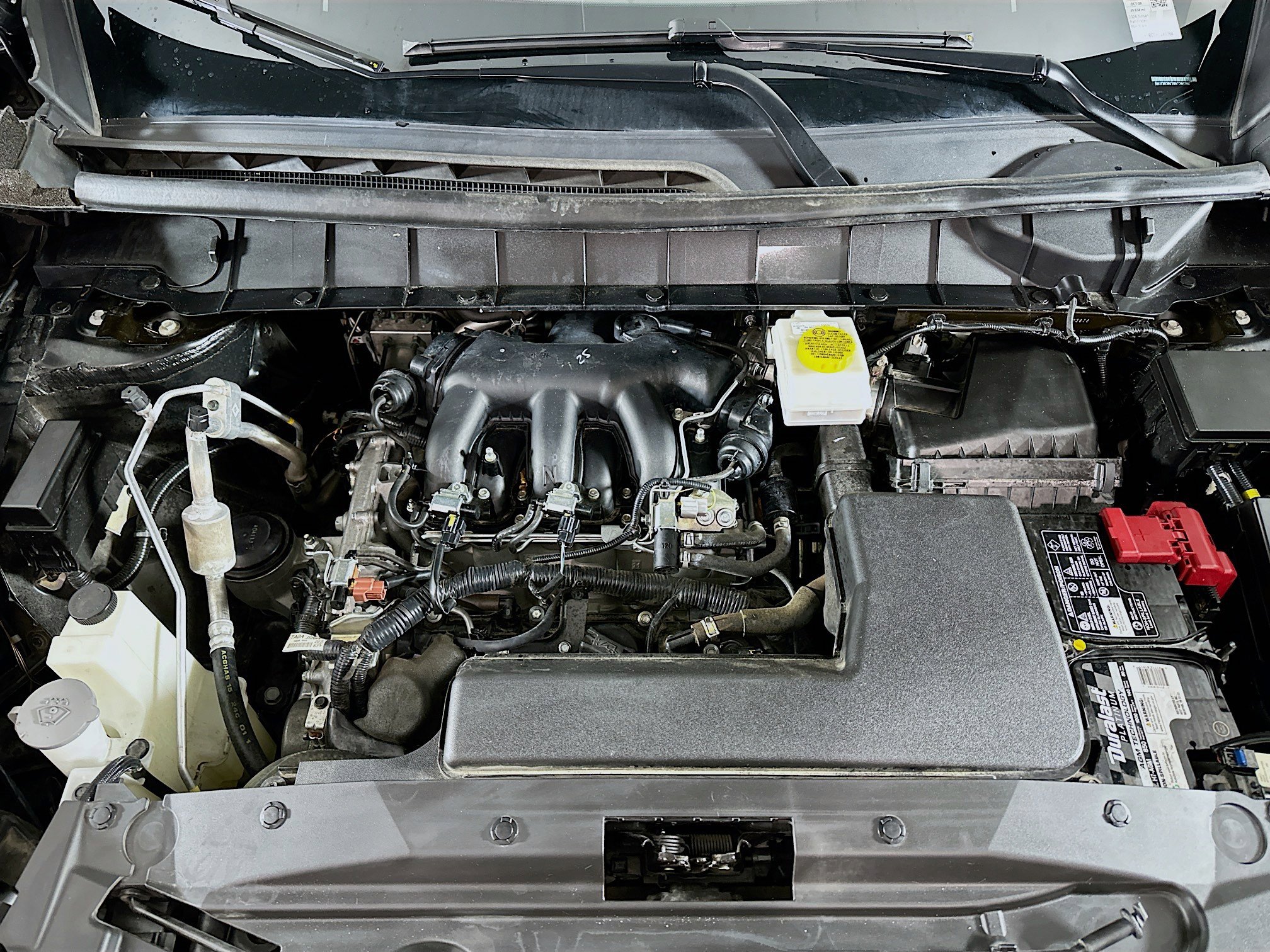 Used 2024 Nissan Pathfinder SV image 34