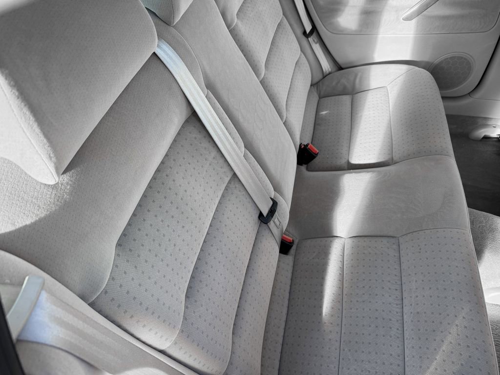 Used 1999 Volkswagen Passat GLS image 24