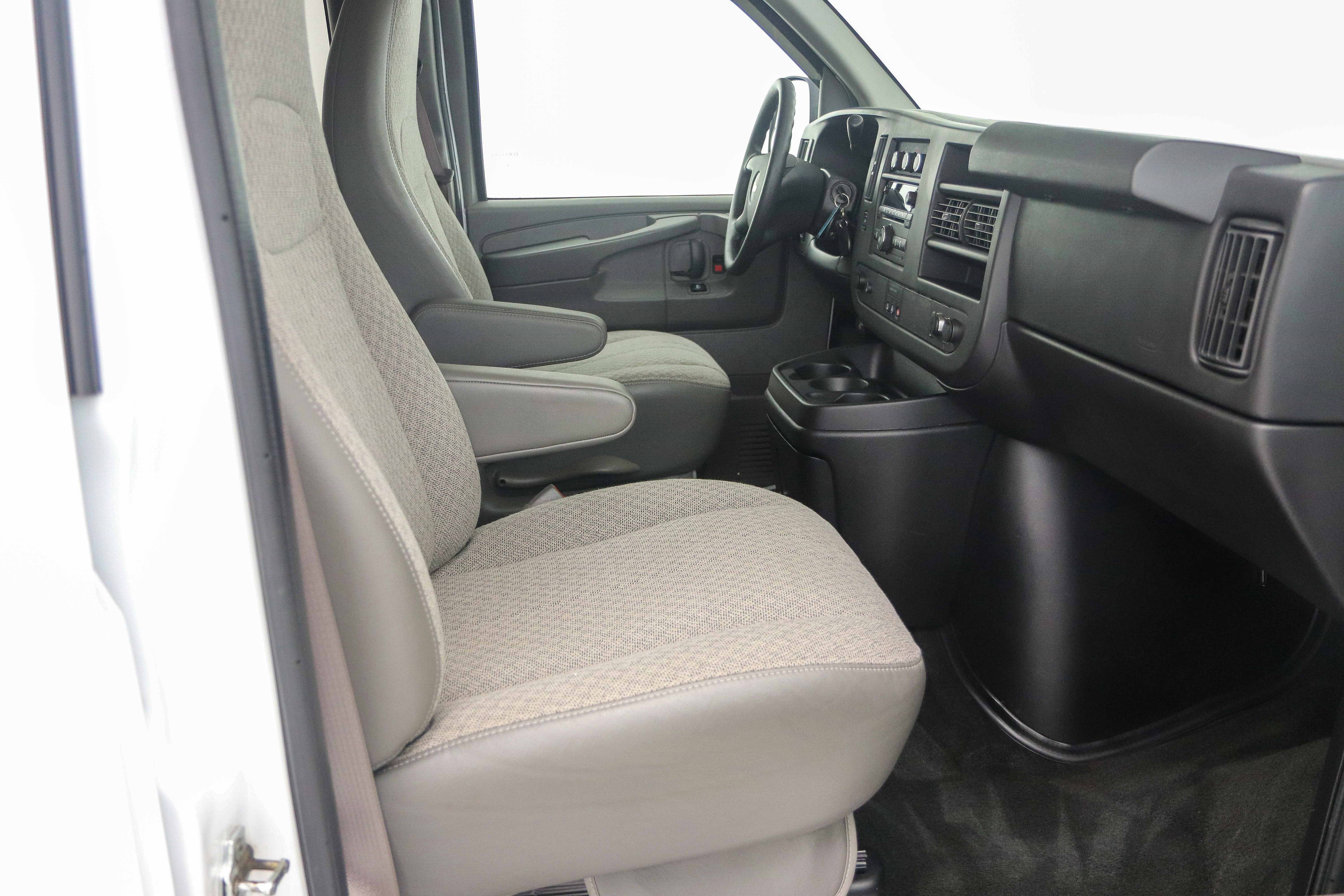 Used 2014 Chevrolet Express 1500 LT w/ LT Preferred Equipment Group image 15