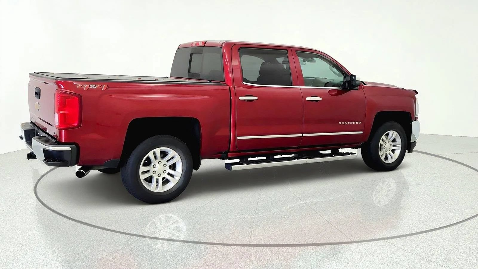 Used 2018 Chevrolet Silverado 1500 LTZ w/ LTZ Plus Package AWD/4WD image 9
