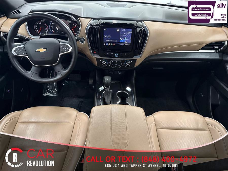 Used 2023 Chevrolet Traverse Premier FWD image 37