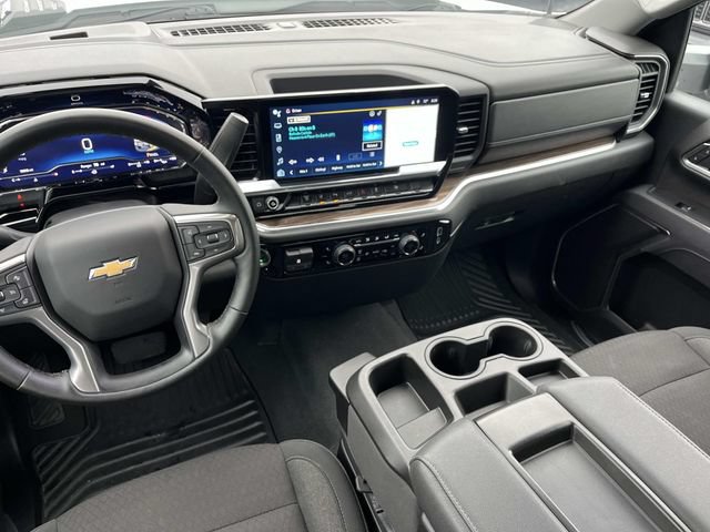 Used 2025 Chevrolet Silverado 2500 LT w/ Safety Package AWD/4WD image 13