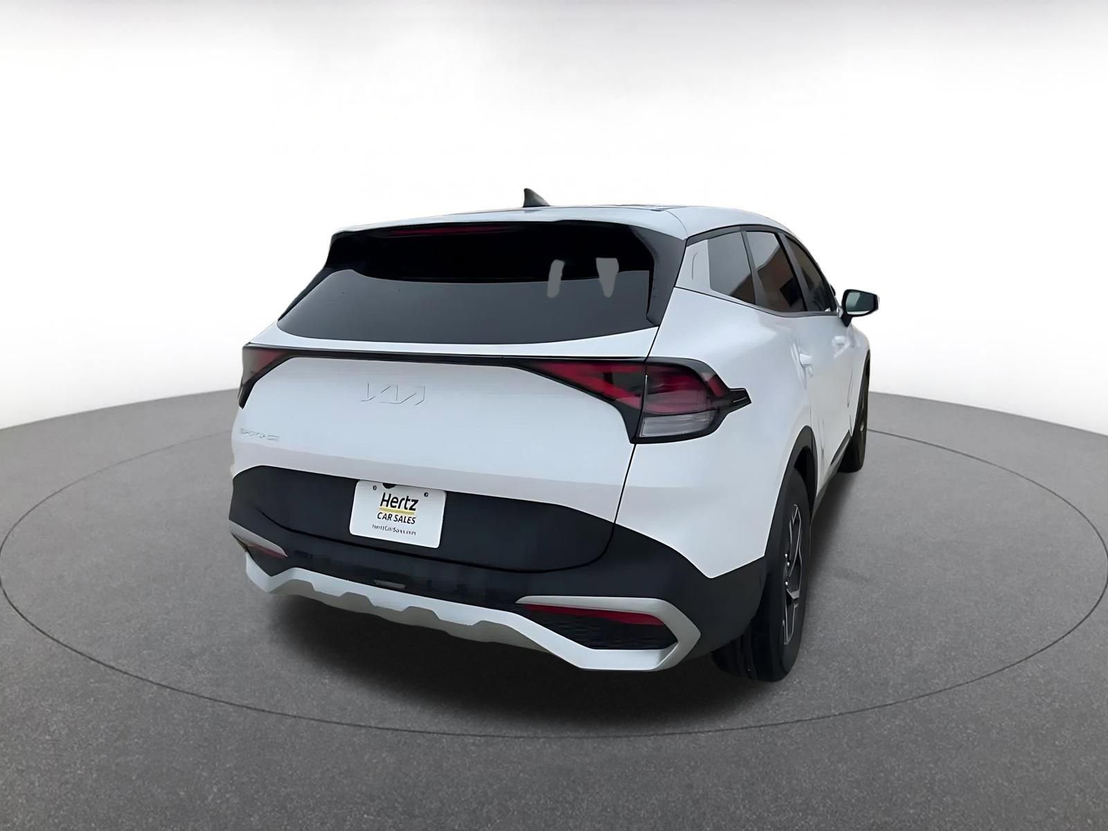 Used 2025 Kia Sportage LX image 14