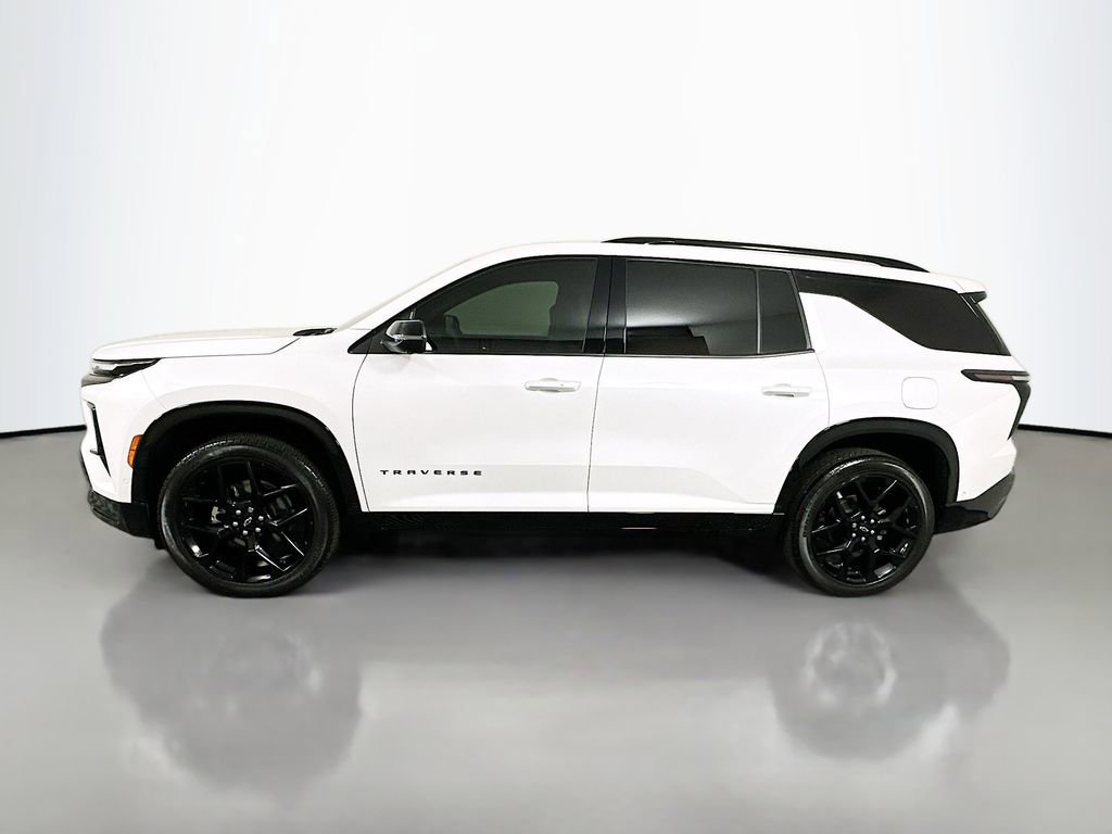 Used 2024 Chevrolet Traverse RS image 8